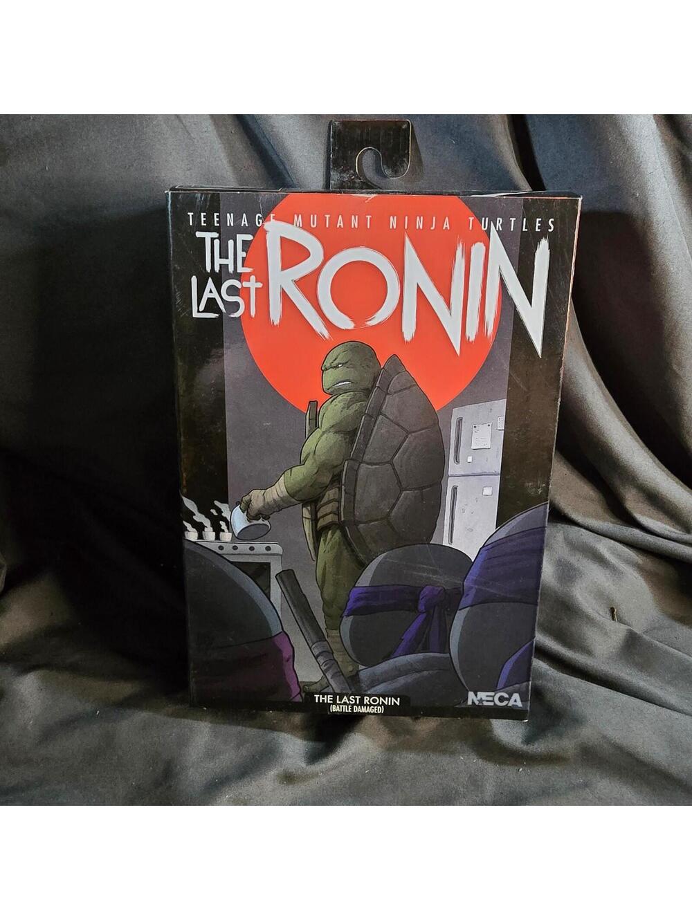 NECA TMNT The Last Ronin Battle Damaged 7” Figure Teenage Mutant Ninja Turtle